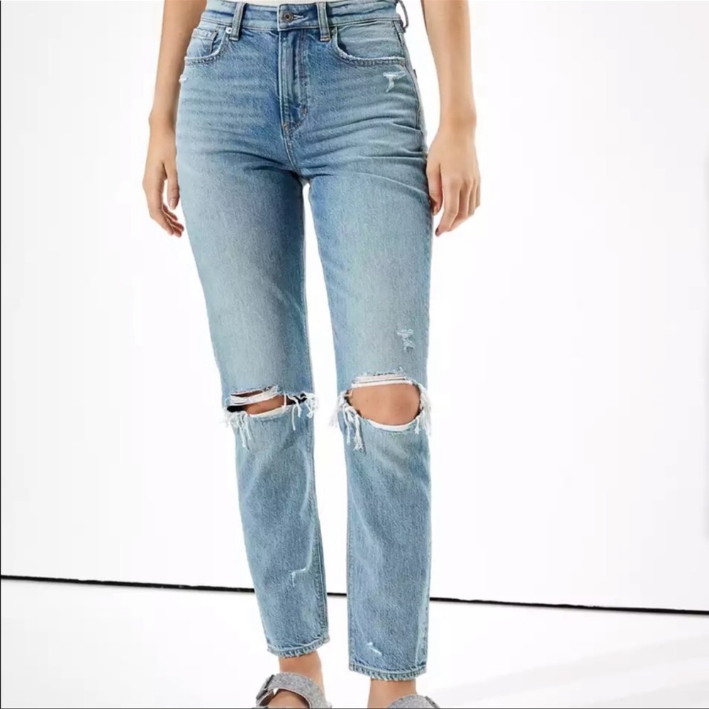 American Eagle Mom Jeans